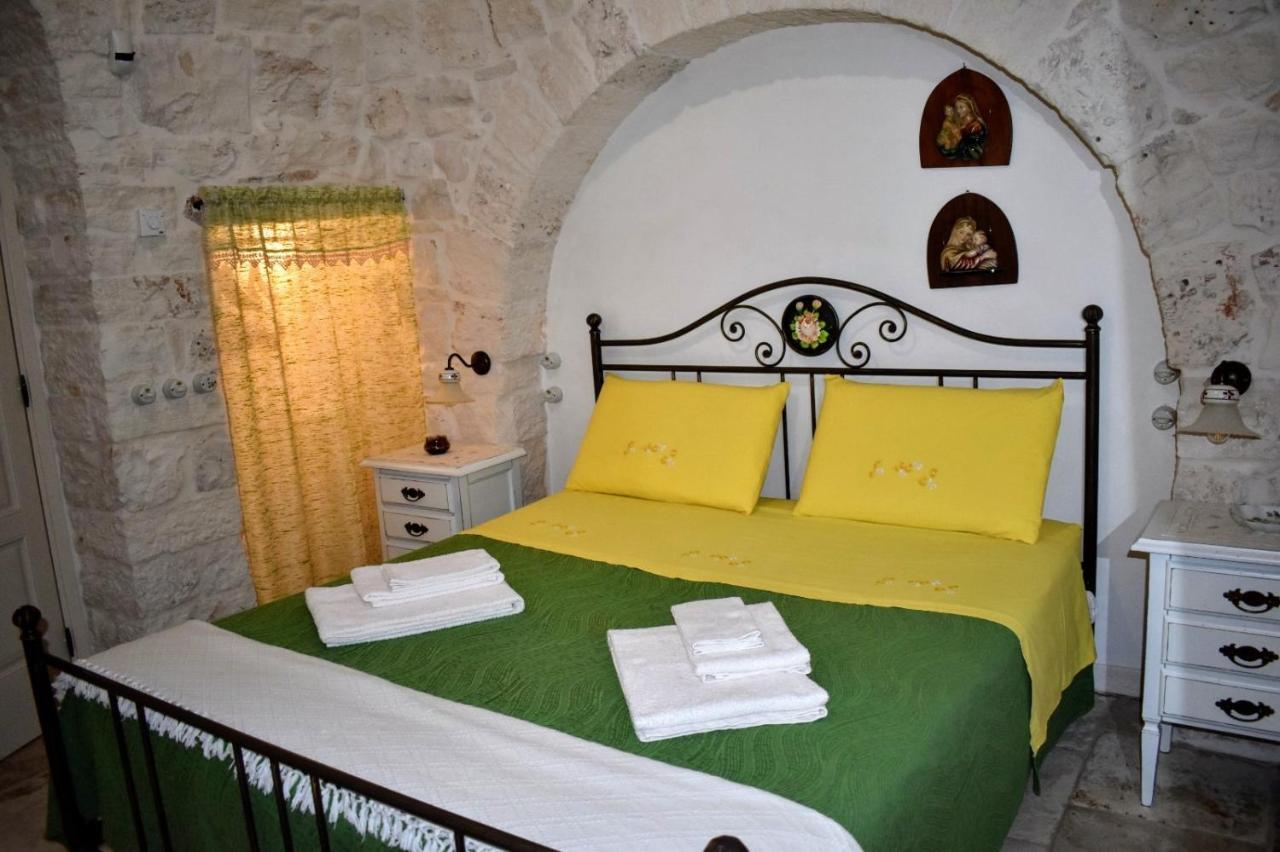Апартаменти Trulli Occhi Di Pietra Альберобелло Екстер'єр фото